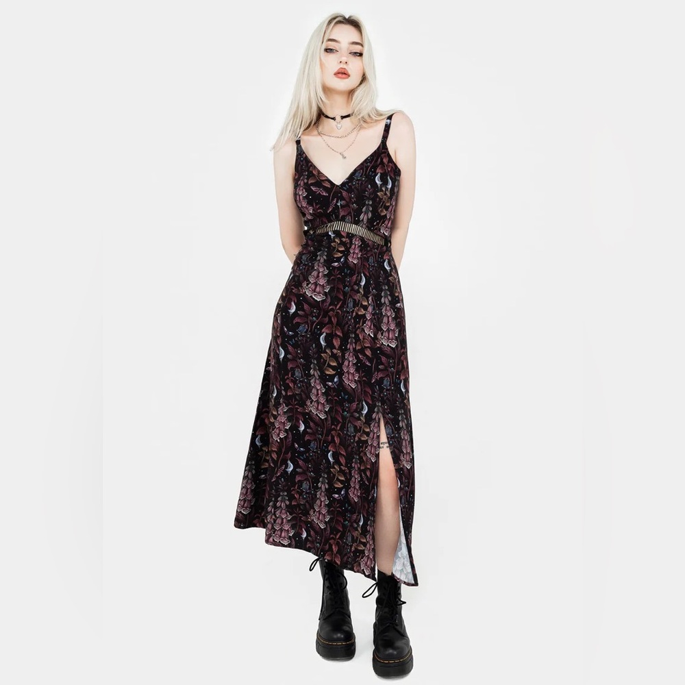 NWT Disturbia Foxglove Midaxi Dress